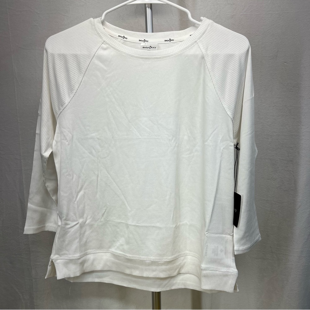 Belyn Key White Favorite‎ Pullover Chalk color Xsmall